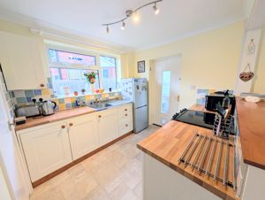 Photo 9- click for photo gallery